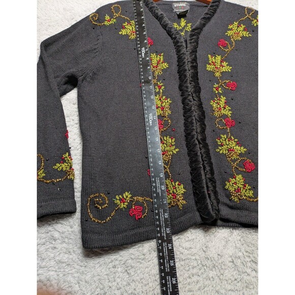 Vintage Studio Joy Velvet Trim Embroidered Christmas Sweater L Beaded Holiday - Picture 7 of 7